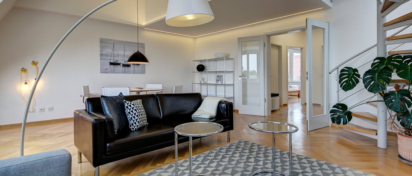 attico con terrazzo München Schwabing-Nord (zw. Belgrad- & Leopoldstraße) 02 soggiorno 9584