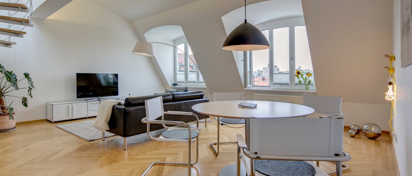 attico con terrazzo München Schwabing-Nord (zw. Belgrad- & Leopoldstraße) 03 soggiorno 9584