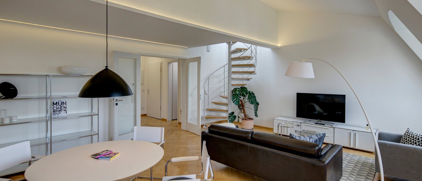 attico con terrazzo München Schwabing-Nord (zw. Belgrad- & Leopoldstraße) 04 soggiorno 9584