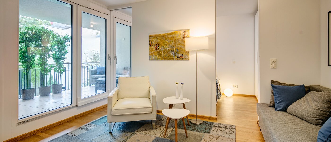 appartamento München Glockenbachviertel 02 soggiorno 9591