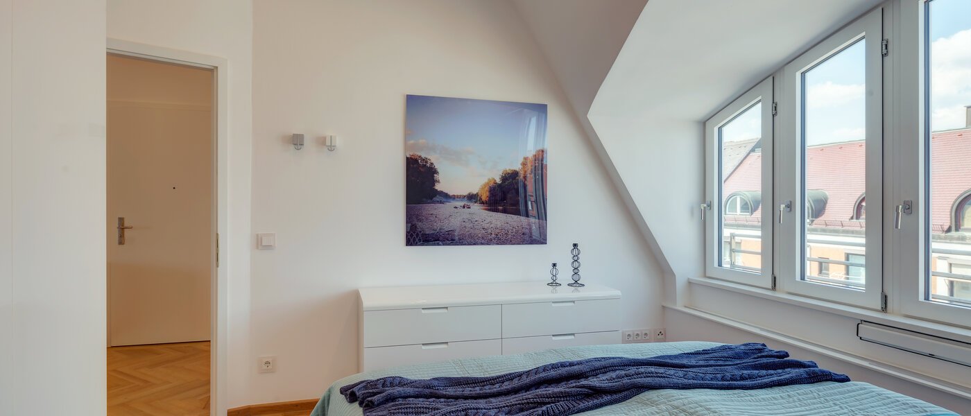 attico con terrazzo München Schwabing 04 zona notte 9602