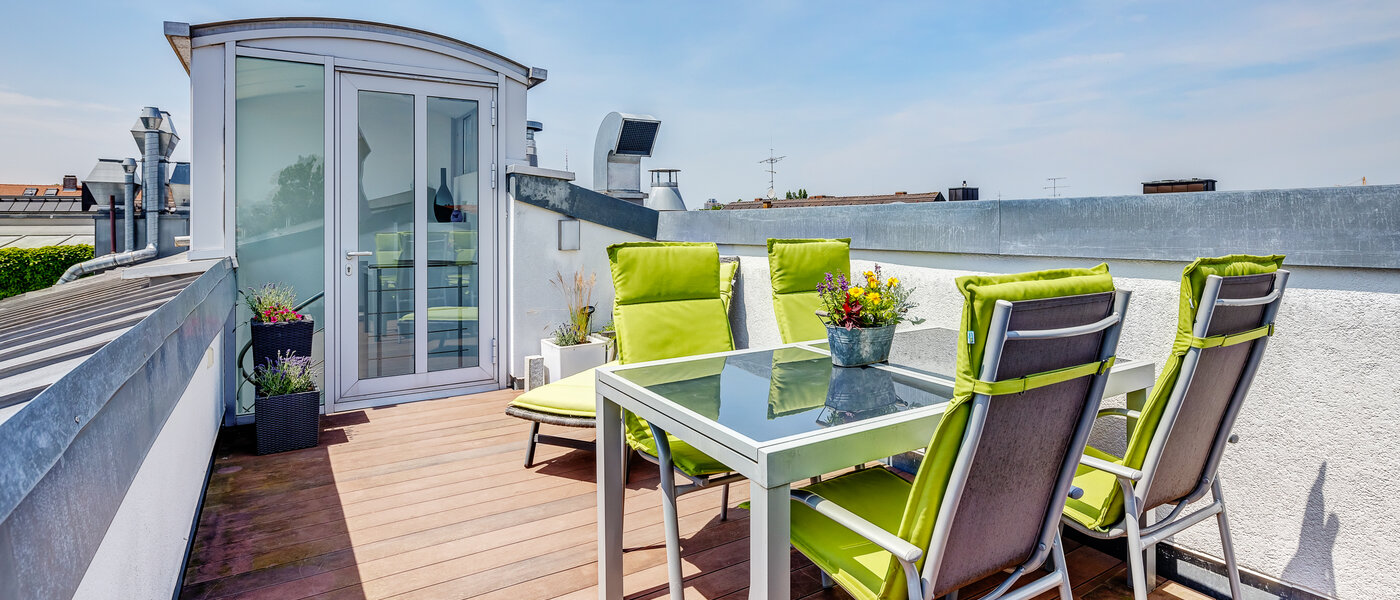 attico con terrazzo München Schwabing 04 terrazza sul tetto 9602