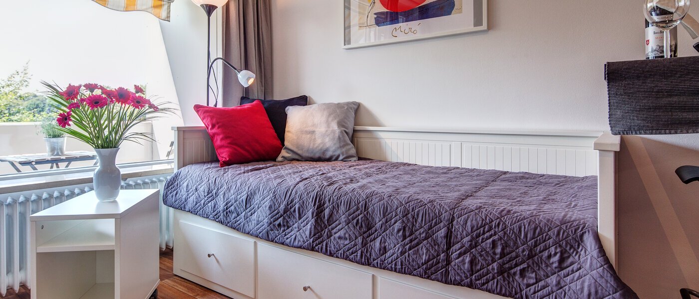 abitazione München Schwabing-Nord (zw. Leopoldstraße & Englischen Garten) 01 zona notte 9622