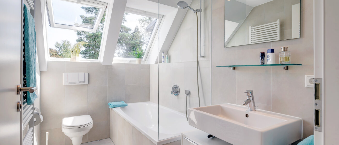 attico con terrazzo München Obermenzing 01 bagno 9637