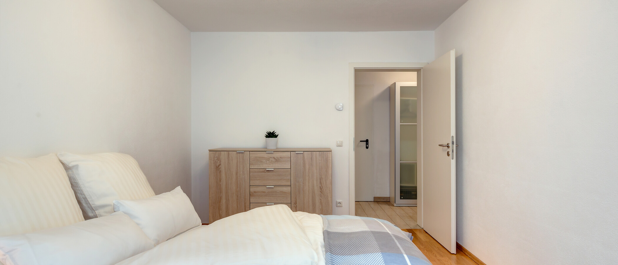 appartamento con giardino München Forstenried 03 2° zona notte 9703