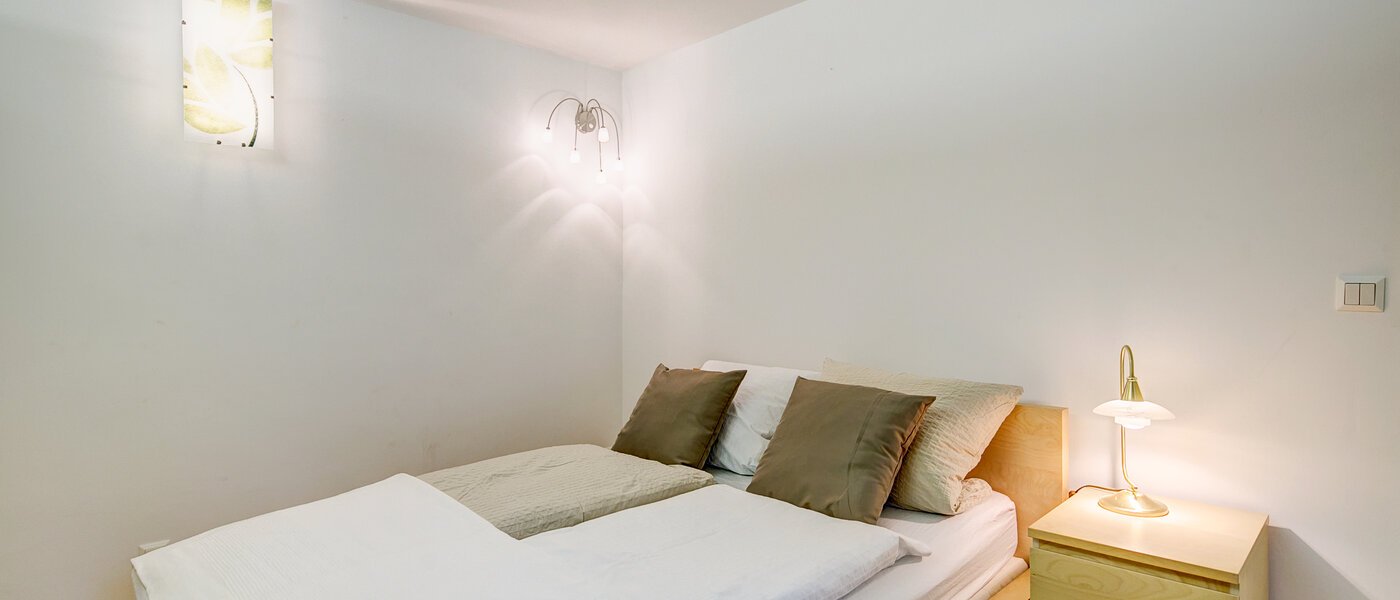 appartamento con giardino Gauting Stockdorf 02 zona notte 9728