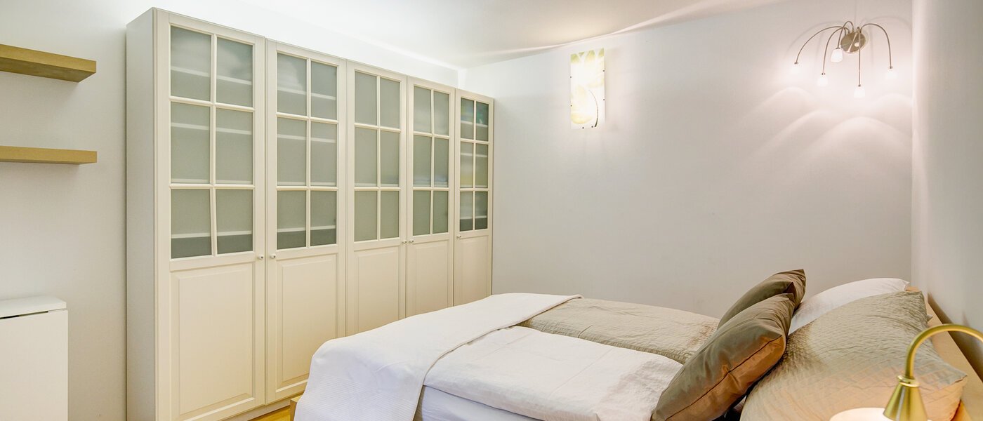 appartamento con giardino Gauting Stockdorf 04 zona notte 9728