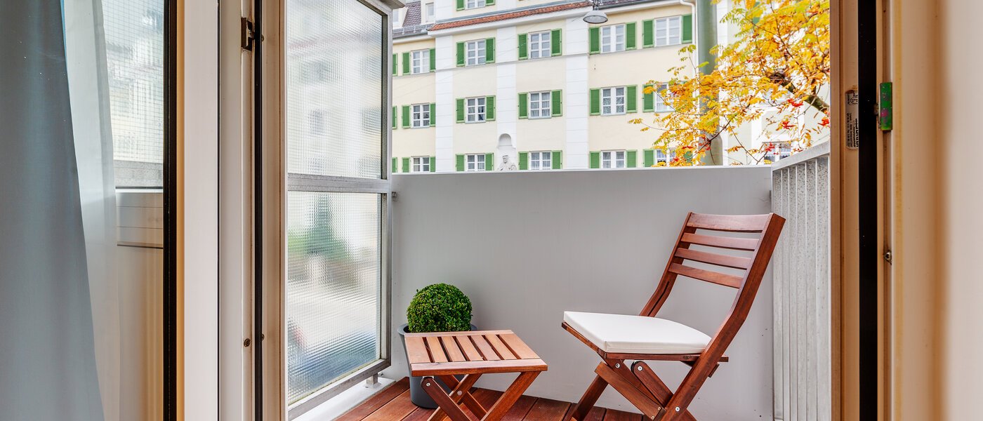 abitazione München Neuhausen 01 balcone 9737