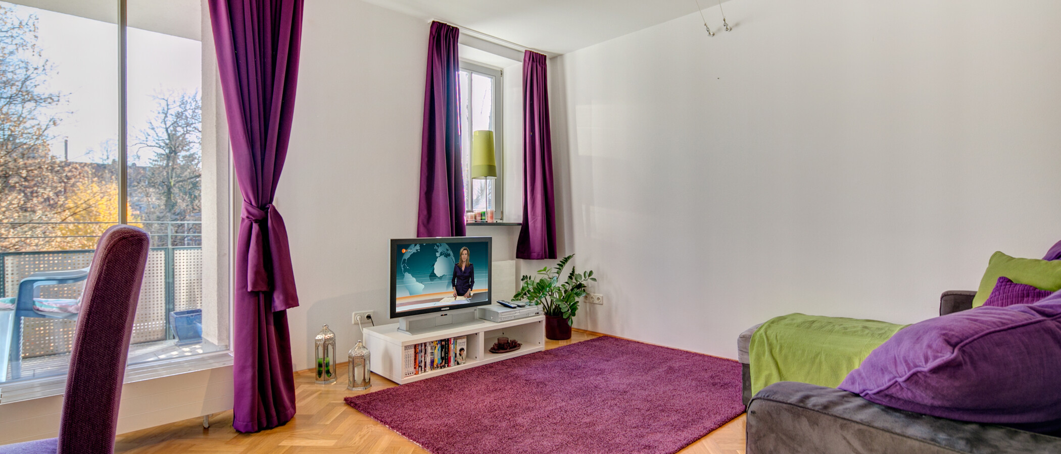 appartamento München Haidhausen 03 soggiorno 9754