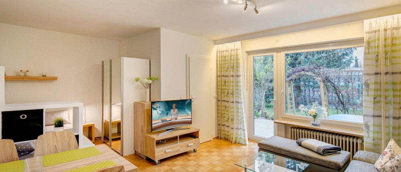 appartamento München Obermenzing 02 soggiorno 9775