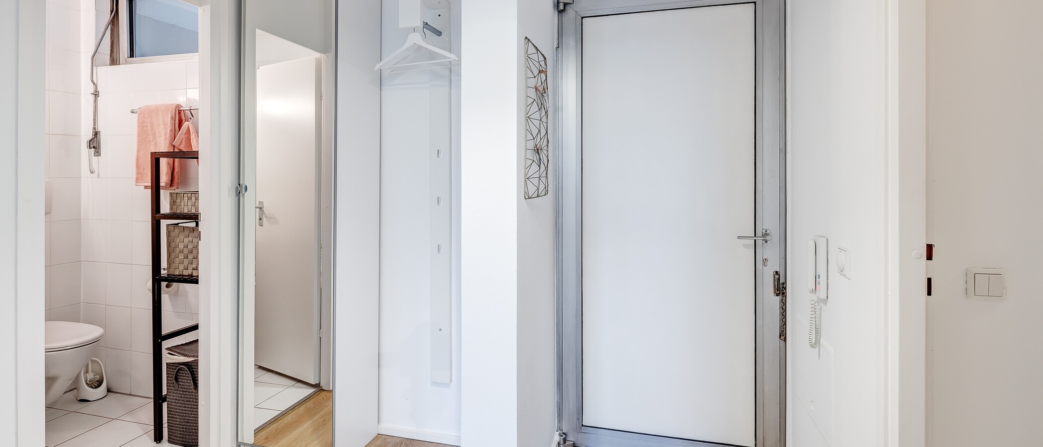 appartamento München Schwabing-Nord (zw. Leopoldstraße & Englischen Garten) 03 ingresso/corridioio 9789