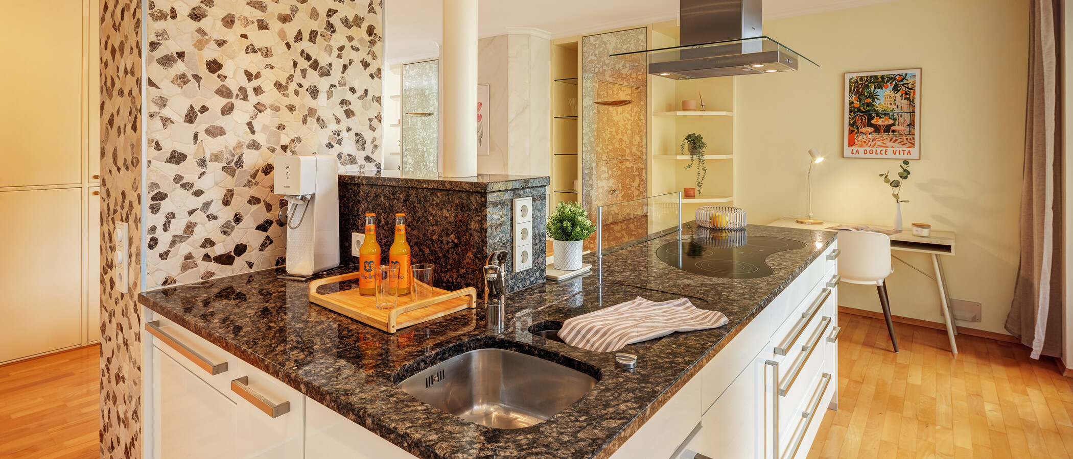 appartamento München Maxvorstadt 02 cucina 9792