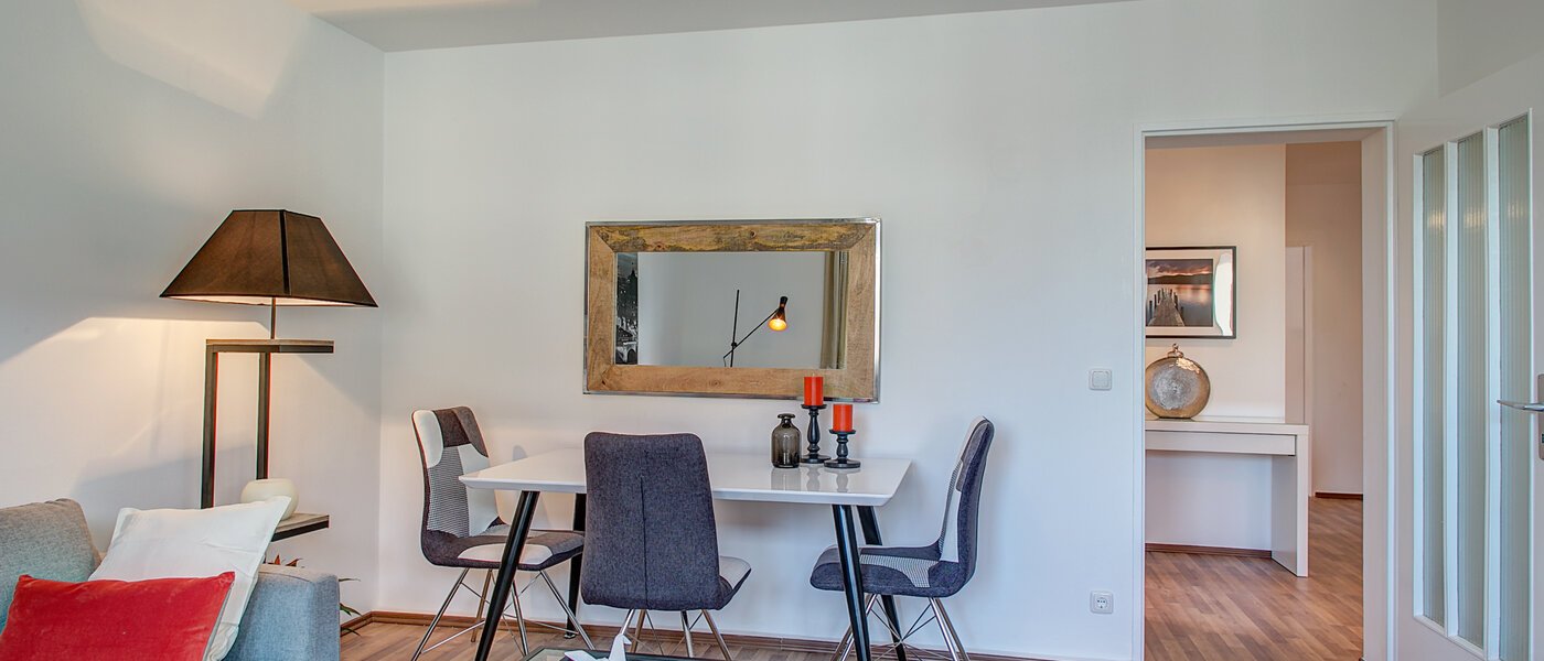 appartamento München Schwabing 03 soggiorno 9871