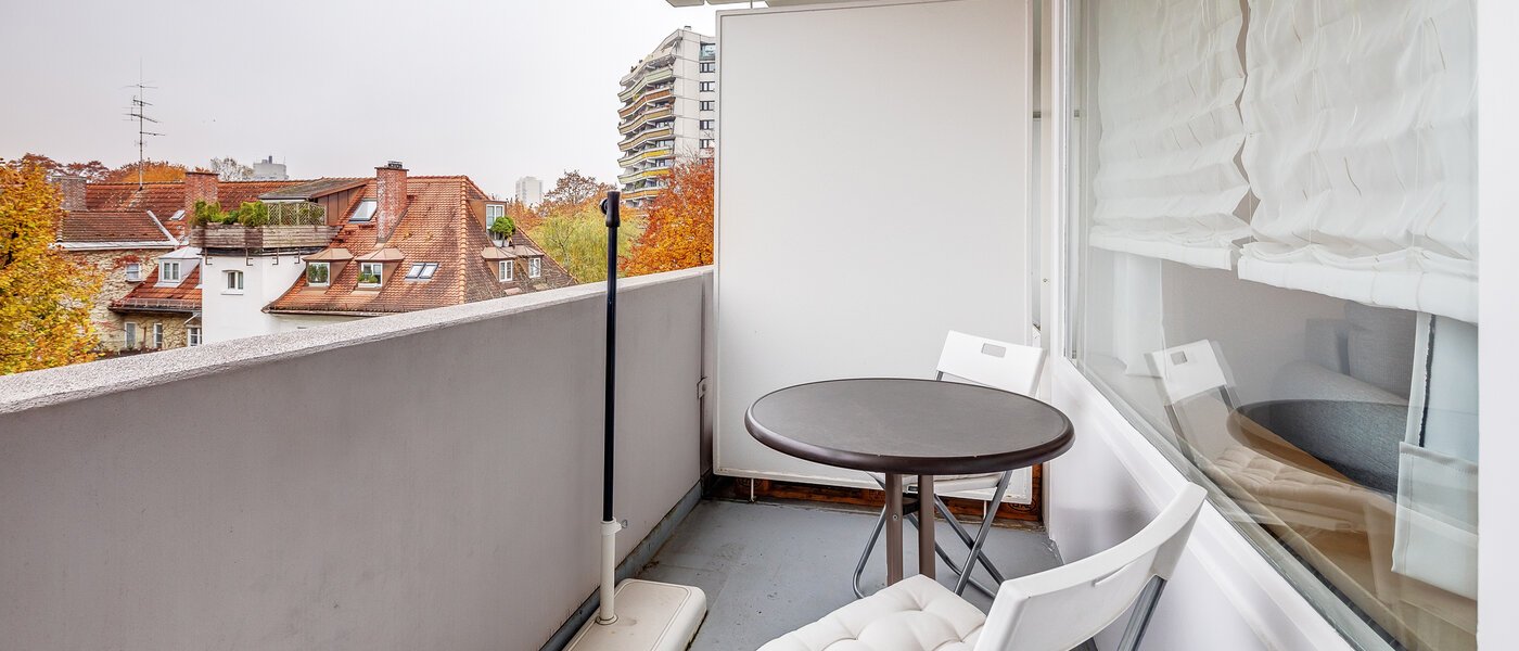 appartamento München Schwabing-Nord (zw. Leopoldstraße & Englischen Garten) 01 balcone 9873