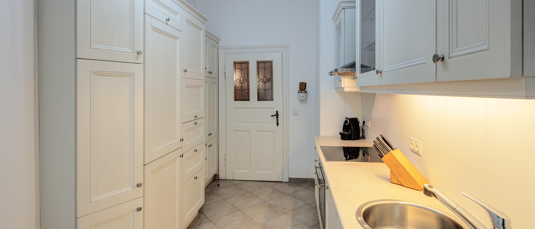 appartamento München Schwabing-Nord (zw. Belgrad- & Leopoldstraße) 04 cucina 9895