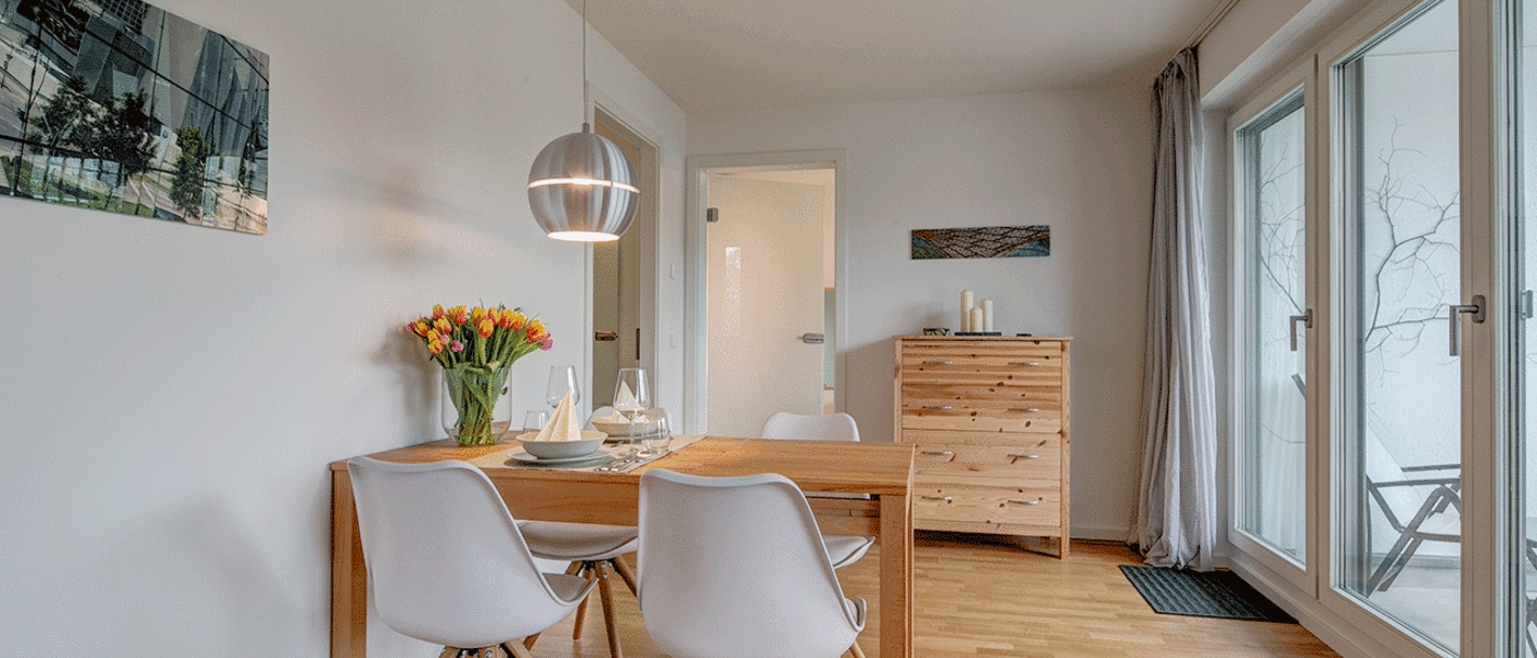 appartamento München Schwabing-Georgenschwaige 04 soggiorno 9904