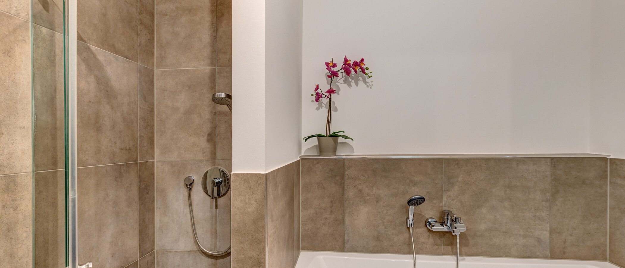 appartamento München Ludwigsvorstadt 02 1° bagno 9983