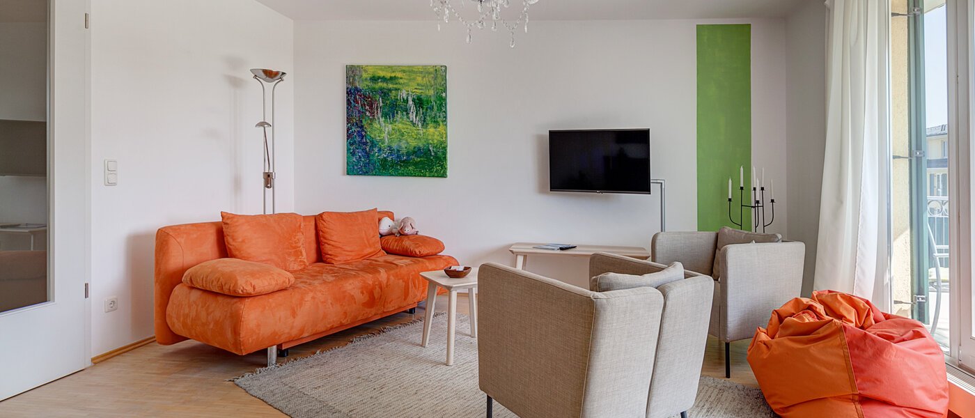 appartamento München Moosach 02 soggiorno 9984