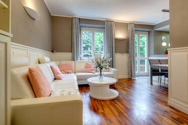 Appartamento con giardino molto ben arredato, a Schwabing