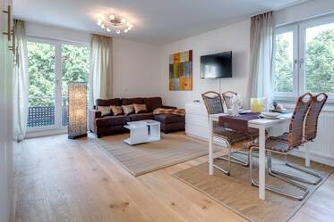 Luminoso e moderno appartamento in affitto a Neuhausen