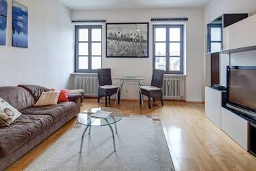 Appartamento completamente arredato, a Schwabing