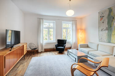 Spazioso appartamento di 5 stanze vicino al Giardino Inglese