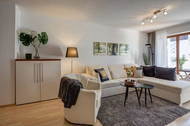 Sehr schöne und modern möblierte 3-Zi-Wohnung 