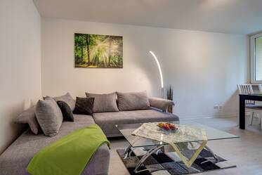 Appartamento molto ben arredato, a Schwabing-West