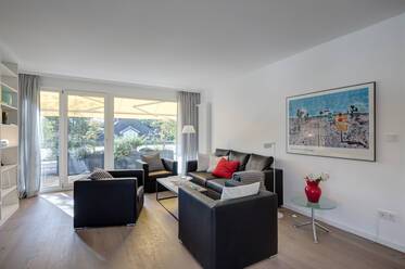 Attico con terrazzo arredato, a Sendling-Westpark
