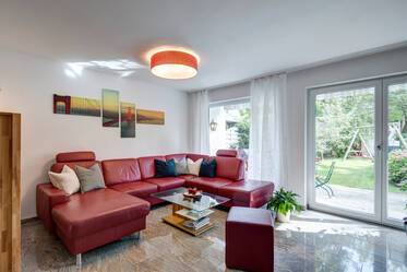 Casa a schiera ben arredata, a Moosach