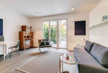 Appartamento arredamento esclusivo e pregiato, a Nymphenburg