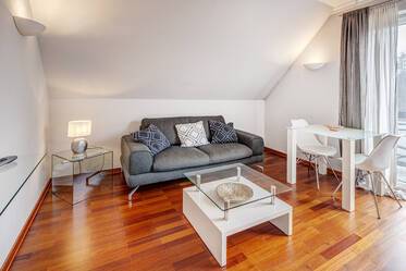 Appartamento di 2 locali con balcone a Monaco di Baviera (Oberföhring)