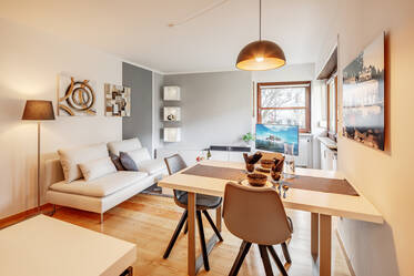 Moderno e luminoso appartamento duplex in affitto
