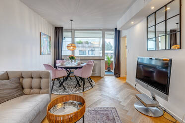 Buona zona residenziale a Schwabing Ovest vicino a Luitpoldpark