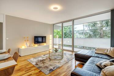 Appartamento trilocale luminoso a Schwabing