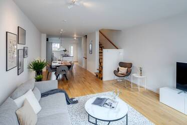 Casa a schiera molto ben arredato, a Schwabing