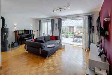 Casa a schiera ben arredata, a Neukeferloh