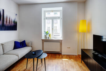 Appartamento ben arredato, a Westend