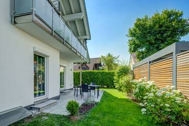 Appartamento con giardino molto ben arredato, a Gröbenzell