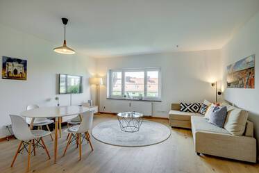Appartamento molto ben arredato, a Schwabing-West