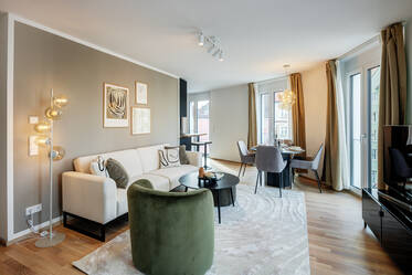 Appartamento di alta qualità con 3 camere e posto auto