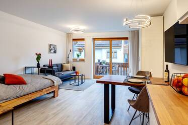 Moderno appartamento con balcone esposto a sud a Vaterstetten