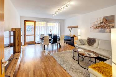 Appartamento molto ben arredato, a Schwabing