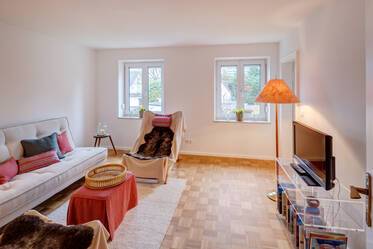 Luminoso appartamento ammobiliato in zona tranquilla in affitto