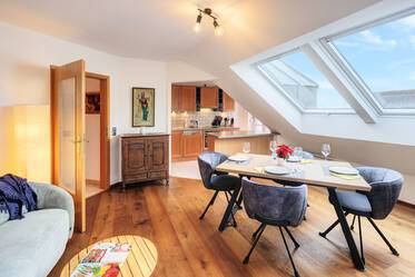 Appartamento mansardato con ottima illuminazione