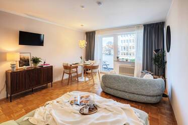 Appartamento ben arredato, a Obermenzing