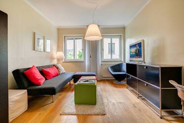 Appartamento ben arredato, a Schwabing