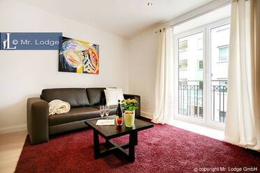 Appartamento molto ben arredato, a Schwabing