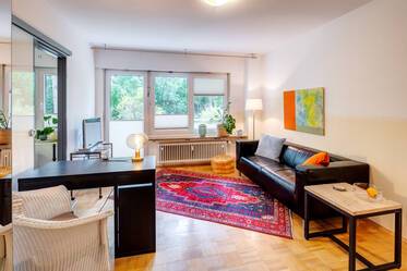Appartamento molto ben arredato, a Schwabing