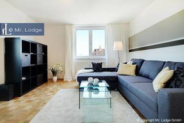 Appartamento molto ben arredato, a Schwabing